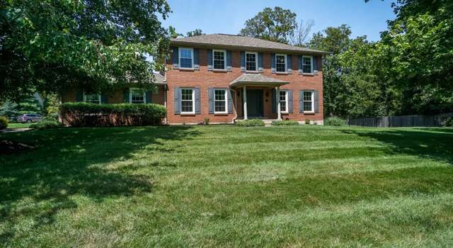 Photo of 9004 Winthrop Dr, Montgomery, OH 45249