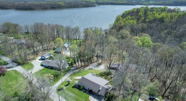 Photo of 6420 Spring Hill Dr, Paint Twp, OH 45133