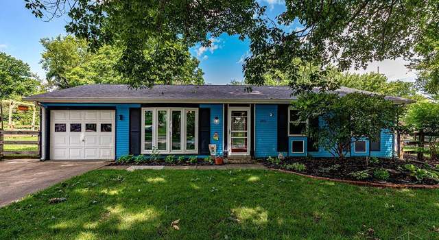 Photo of 815 Erin Dr, Oxford, OH 45056