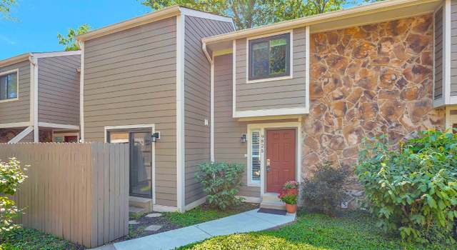 Property at 9825 Timbers Dr, Blue Ash, OH 45242, 4 beds, 3.5 baths