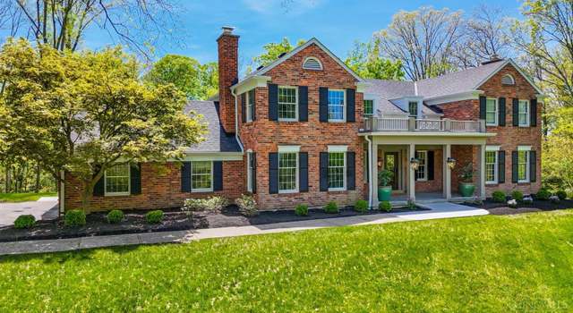Photo of 8450 Blue Cut Ln, Indian Hill, OH 45243
