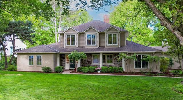 Photo of 311 Poage Farm Rd, Wyoming, OH 45215