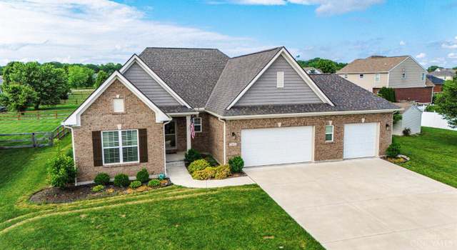 Photo of 1942 Cathedral Ln, Hamilton, OH 45013