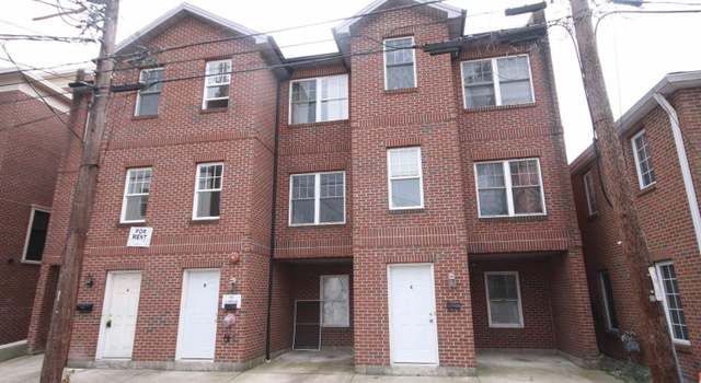 Photo of 14 S Poplar St, Oxford, OH 45056