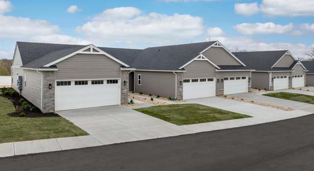 Photo of 6819 Traditions St #4, Middletown, OH 45044