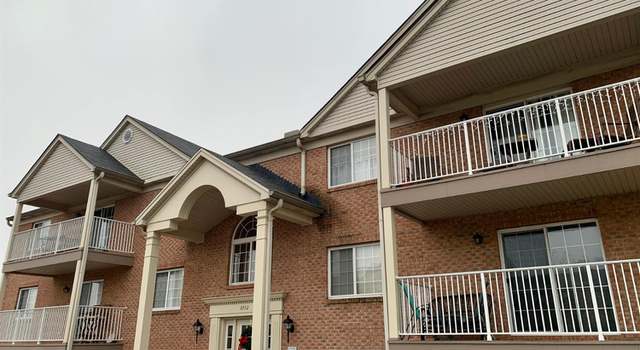 Photo of 3352 Emerald Lakes Dr Unit 3A, Green Twp, OH 45211