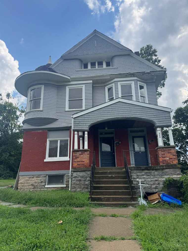 Photo of 333 Forest Ave Cincinnati, OH 45229