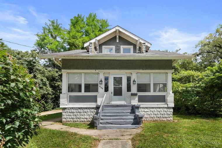 Photo of 6164 Hillside Ave Cincinnati, OH 45233