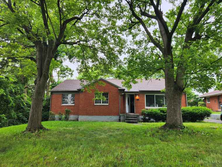 Photo of 1623 Kensington Dayton, OH 45406
