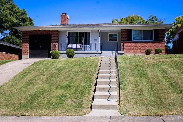 Photo of 7866 Greenland Pl Cincinnati, OH 45237