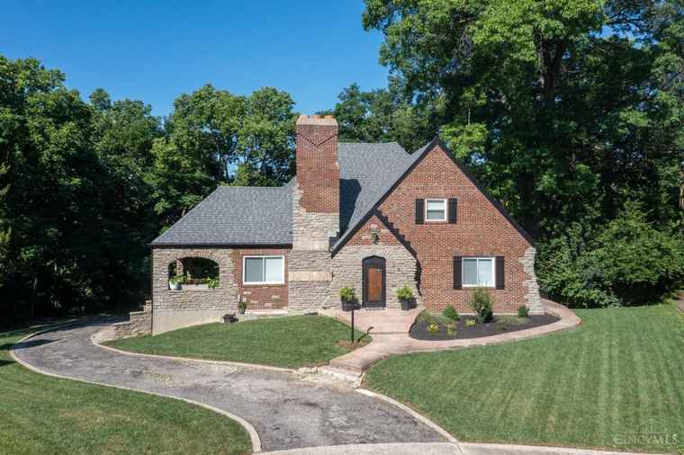 Photo of 2503 Hansford Pl Cincinnati, OH 45214