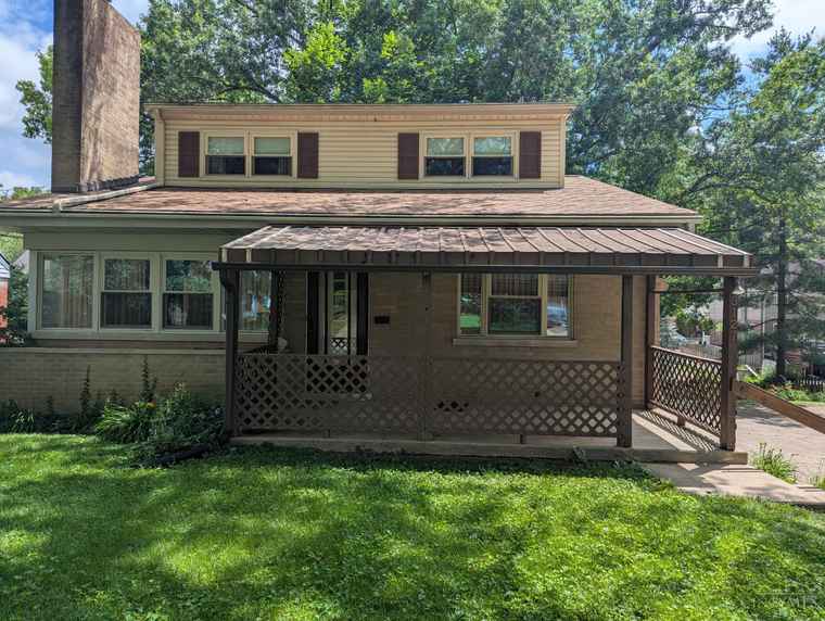 Photo of 3127 Macarthur Ct Cincinnati, OH 45211