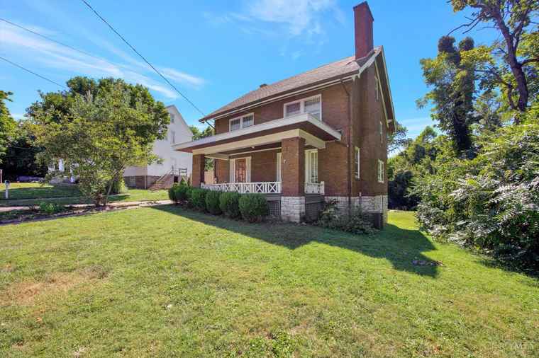 Photo of 681 S Fred Shuttlesworth Cir Cincinnati, OH 45229
