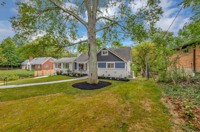 10164 Zig Zag Rd, Blue Ash, OH 45242 | Redfin
