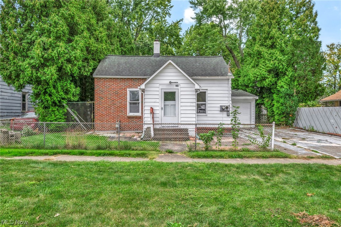 154 Spruce St, Elyria, OH 44035 | MLS# 4493231 | Redfin