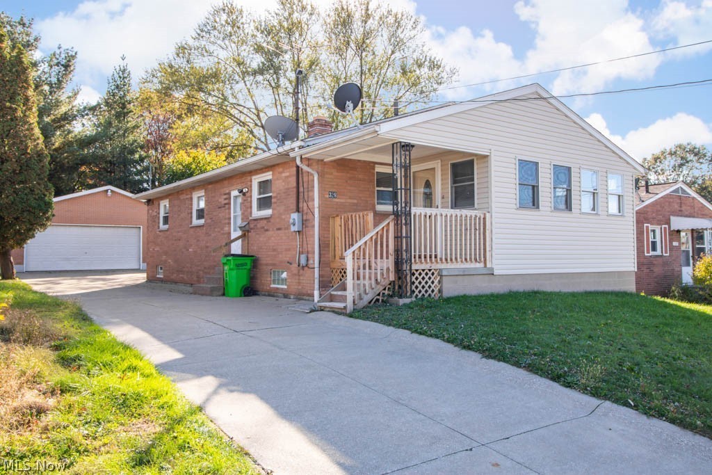 328 E Cassell Ave, Barberton, OH 44203 MLS 4145574 Redfin