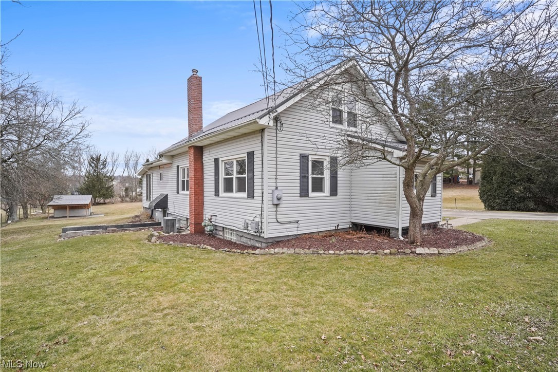 1499 King Dr, Uniontown, OH 44685 | MLS# 4505665 | Redfin