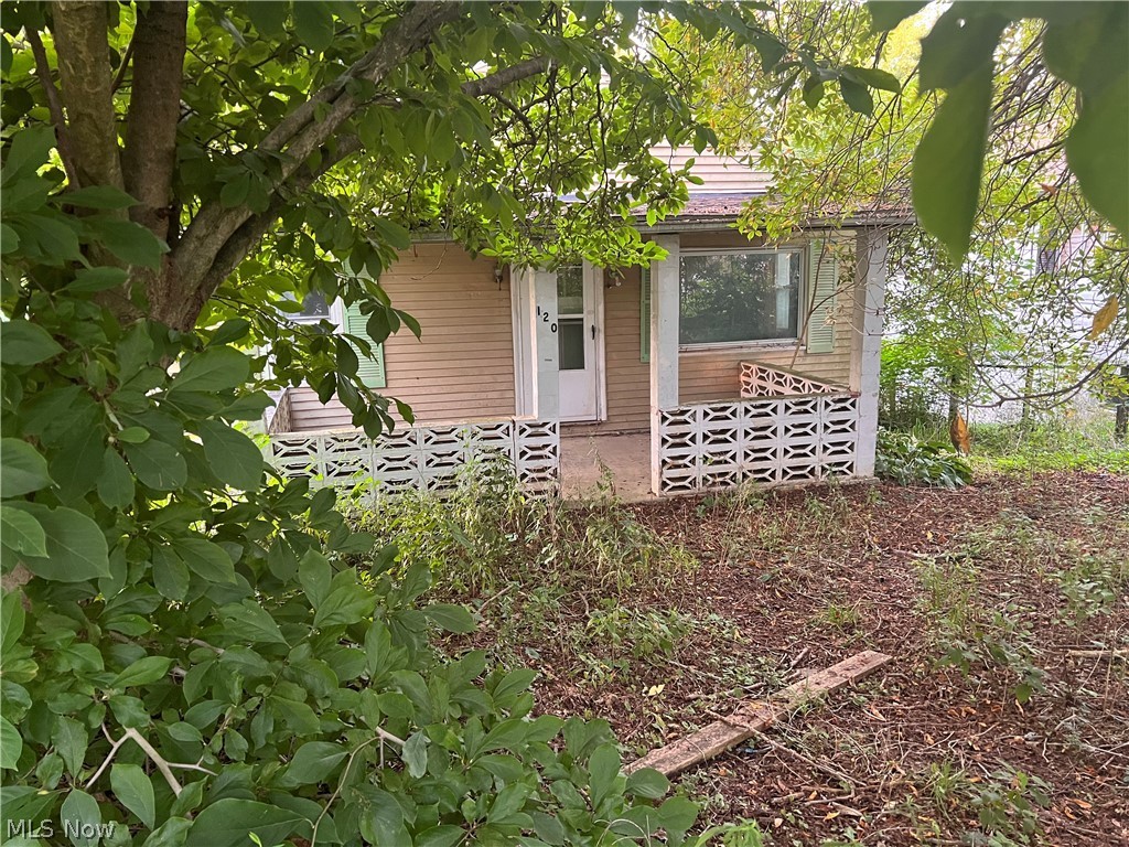 120 Comet Ave, Mingo Junction, OH 43938 | MLS# 4418713 | Redfin
