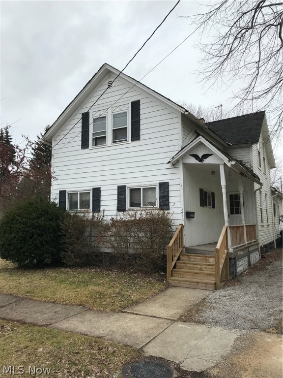 3662 E 54th St, Cleveland, OH 44105 | Redfin