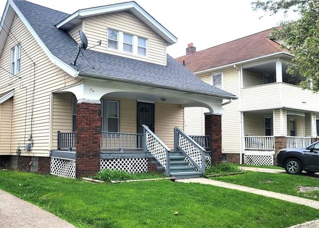 Property at 3499 W 99th St, Cleveland, OH 44102, 3 beds, 1.5 baths