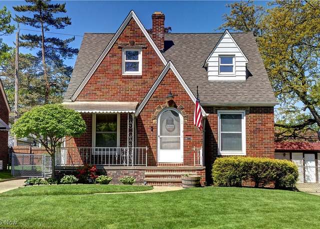 Property at 4778 Broadale Rd, Cleveland, OH 44109, 4 beds, 2.5 baths