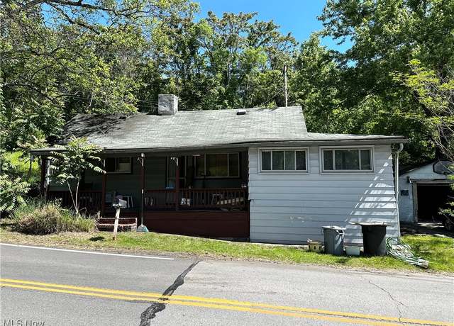Property at 1836 Colerain Pike, Martins Ferry, OH 43935, 2 beds, 1 bath