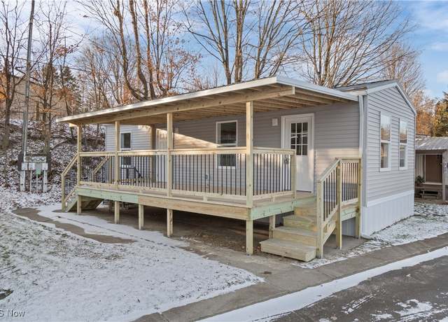 Property at 62 Nancy St, Barberton, OH 44203, 1 bed, 1 bath