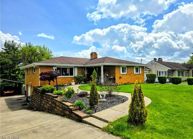 Property at 101 Clark Rd, St. Clairsville, OH 43950, 3 beds, 3 baths