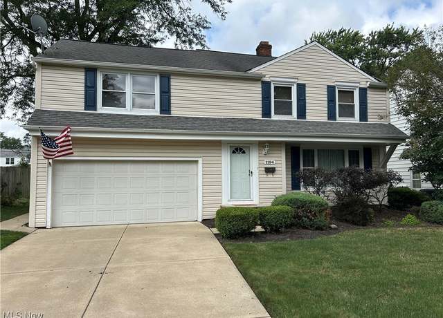 Property at 1194 Croyden Rd, Lyndhurst, OH 44124, 3 beds, 2.5 baths