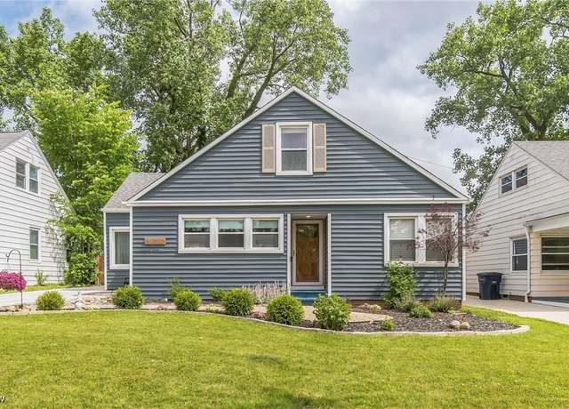 Property at 23919 Edgehill Dr, Beachwood, OH 44122, 4 beds, 2 baths