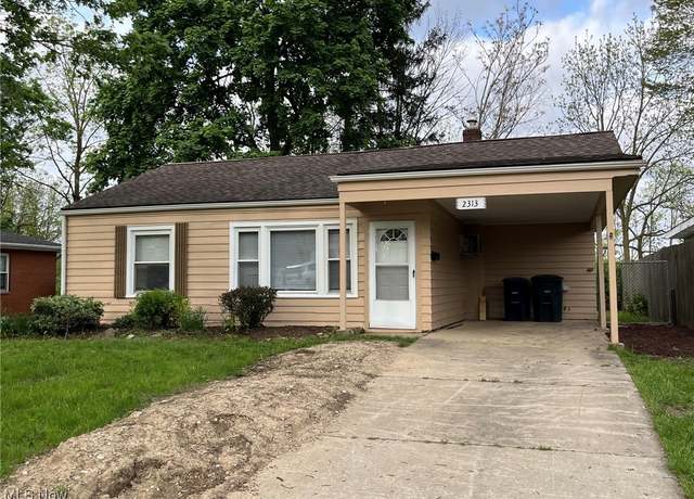 Property at 2313 Nesmith Lake Blvd, Akron, OH 44314, 2 beds, 1 bath