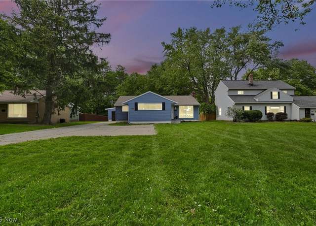 Property at 5679 Wilson Mills Rd, Highland Heights, OH 44143, 3 beds, 2 baths