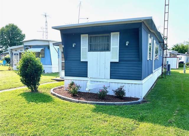 Property at 3575 NE Catawba Rd #29, Port Clinton, OH 43452, 2 beds, 1 bath