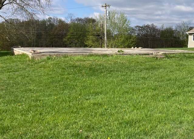 Property at 147 Andover Rd, Woodsfield, OH 43793
