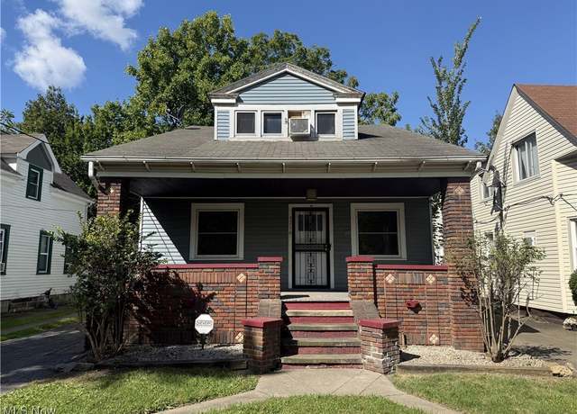 Property at 3716 E 52nd St, Cleveland, OH 44105, 3 beds, 1.5 baths