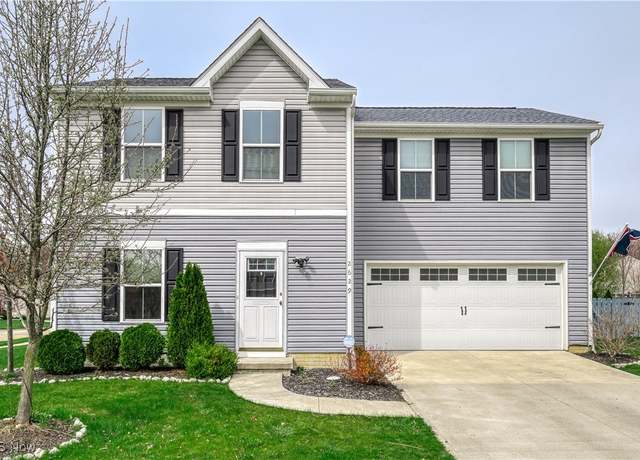 Property at 2629 Green Hl, Ravenna, OH 44266, 3 beds, 2.5 baths