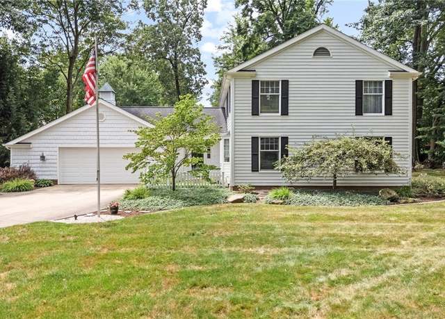 Property at 3191 Inwood Dr NW, Massillon, OH 44646, 4 beds, 2.5 baths