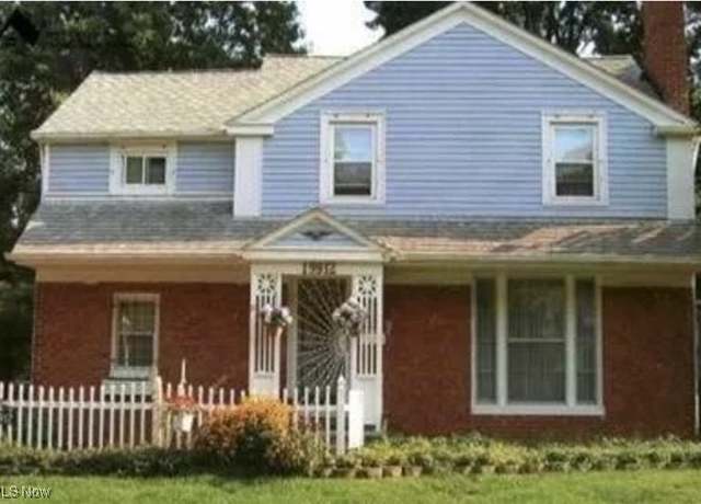 Property at 19912 Lanbury Ave, Warrensville Heights, OH 44122, 3 beds, 1.5 baths