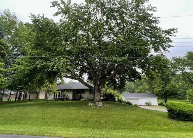 Property at 2326 Bixler Dr, Mogadore, OH 44260, 4 beds, 2 baths