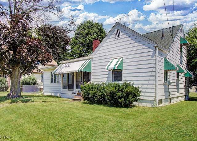 Property at 1648 Frederick Ave SW, Canton, OH 44706, 3 beds, 1 bath