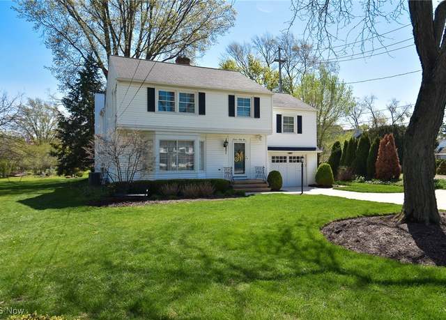 Property at 1165 Clague Rd, Westlake, OH 44145, 4 beds, 2.5 baths