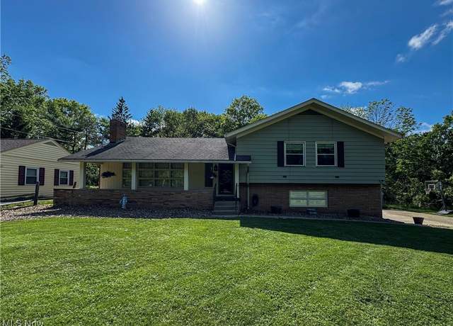 Property at 5510 Glenwood Ave, Boardman, OH 44512, 3 beds, 2.5 baths