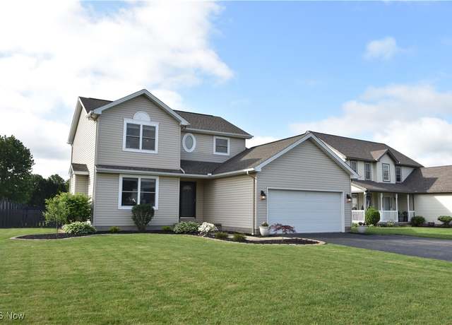 Property at 1149 Orchard Bend Dr, Salem, OH 44460, 3 beds, 2.5 baths