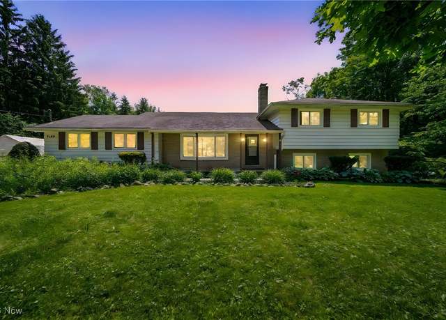 Property at 9189 Kingsley Dr, Chagrin Falls, OH 44023, 4 beds, 1.5 baths