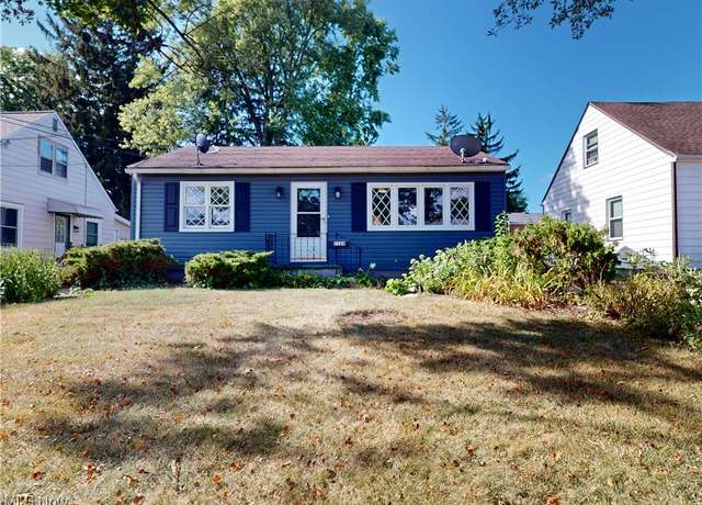 Property at 1124 Washington Ave, Cuyahoga Falls, OH 44223, 2 beds, 1 bath