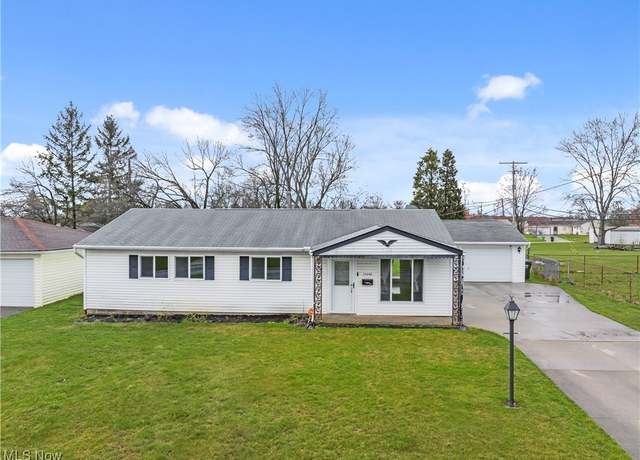 Property at 24240 Uppingham Rd, Bedford, OH 44146, 5 beds, 1.5 baths