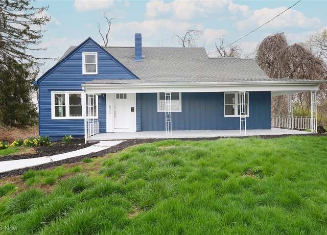 Property at 873 Buena Vista Blvd, Steubenville, OH 43952, 3 beds, 2.5 baths