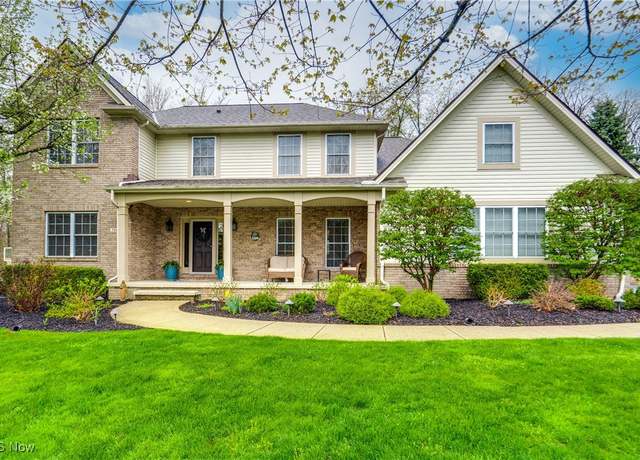 Property at 7860 Bainbrook Dr, Chagrin Falls, OH 44023, 3 beds, 3.5 baths