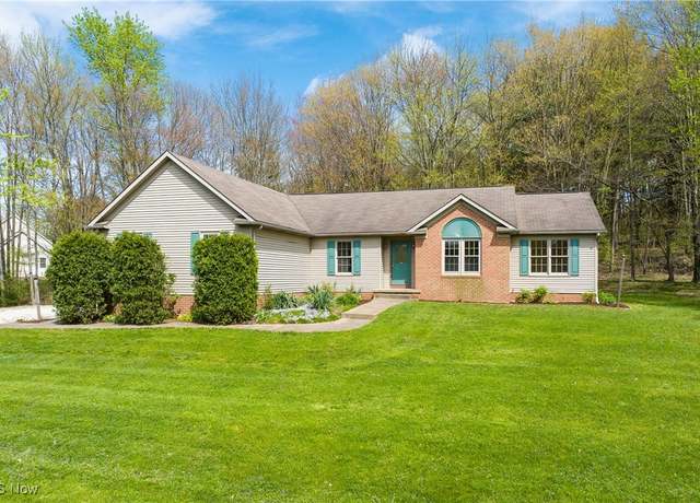 Property at 5328 Keiffer Ave SW, Canton, OH 44706, 3 beds, 2.5 baths