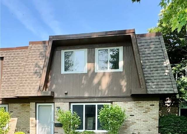 Property at 6400 Center St #14, Mentor, OH 44060, 3 beds, 1.5 baths